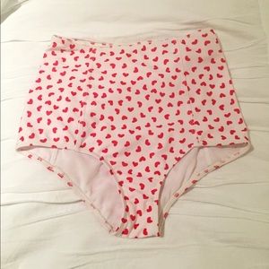 XS Kortni Jeane swimmer!